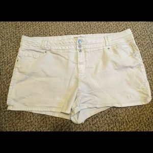 White Blue Spice Shorts Size 22